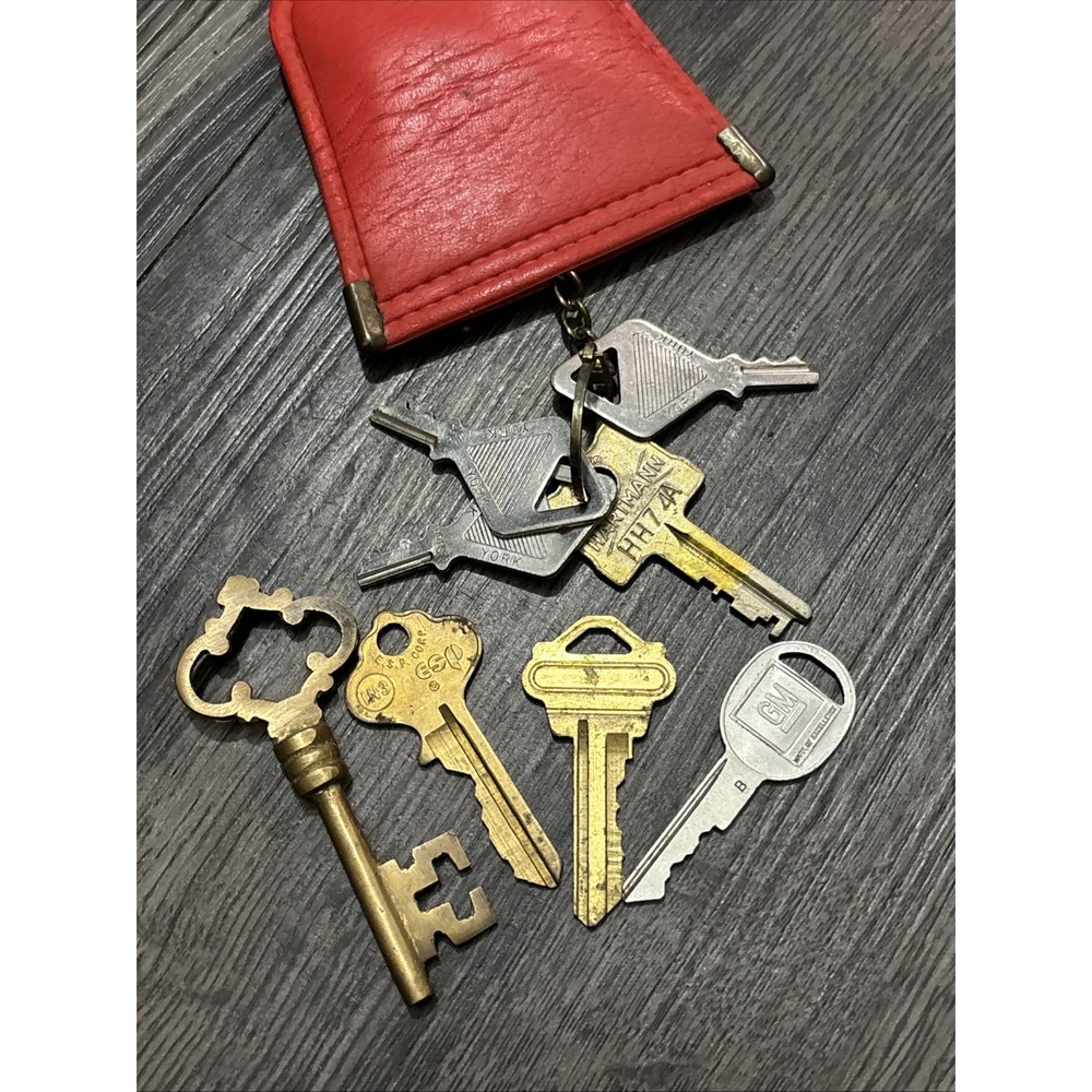 Vintage Key Lot Hartmann HH74A Yale GM Auto Ornate Brass Skeleton Key Red Po